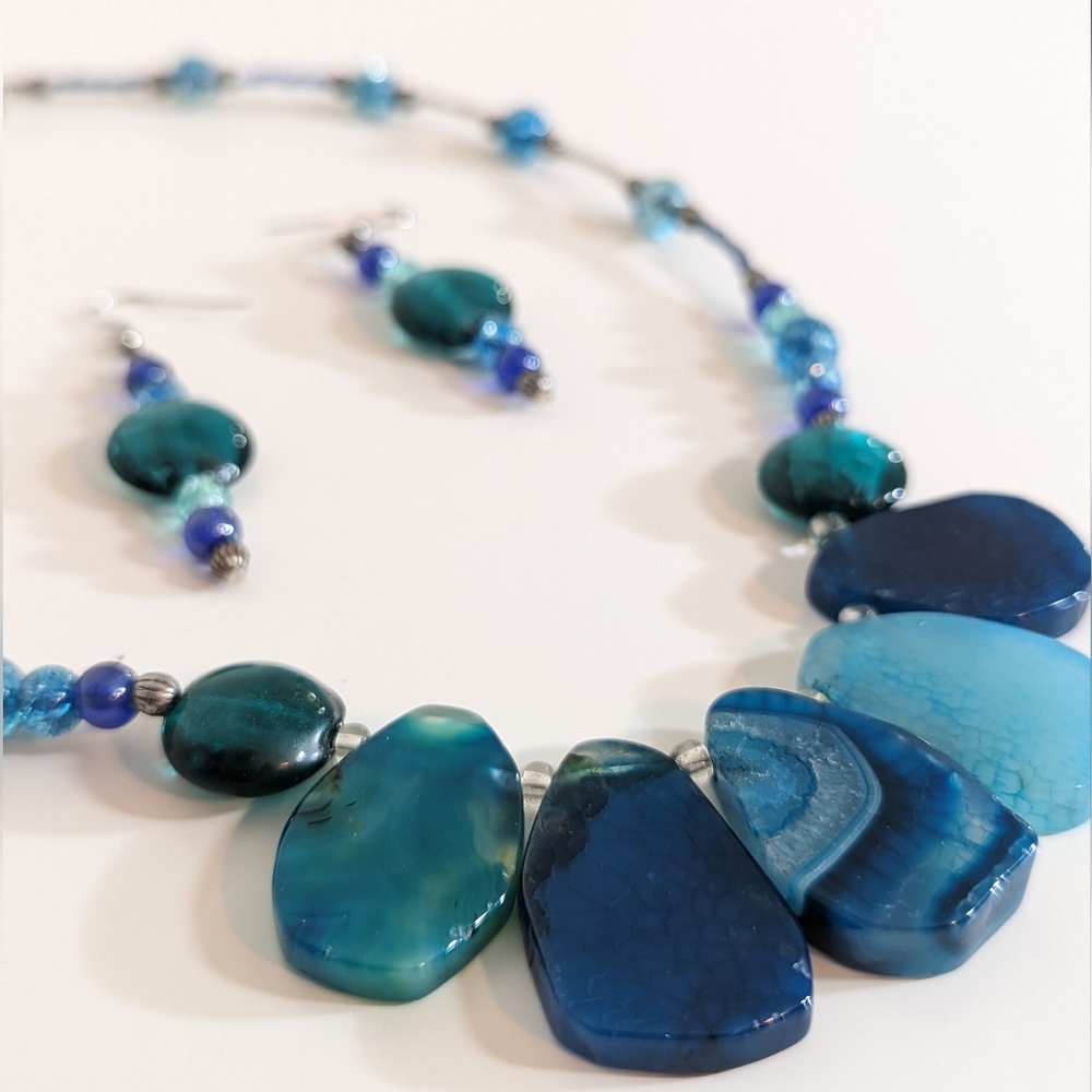 Necklace and Earrings set